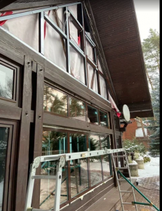 Остекление коттеджей: утепление и безопасность конструкций